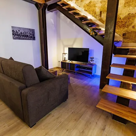 Loft * Avola
